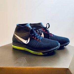 Nike Womens Zoom All Out Flyknit, size 8.5